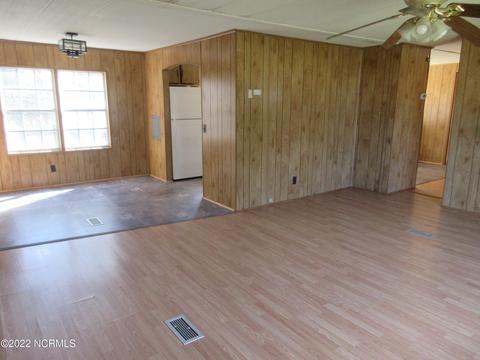 132 Edgewater Dr, Grandy, NC 27939 photo 18