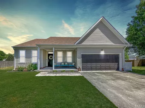 162 Eagleton Cir, Moyock, NC 27958 photo 1