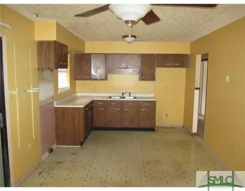 595 Mccall Rd, Springfield, GA 31329 photo 4