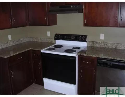 232 Gloucester Dr, Midway, GA 31320 photo 7