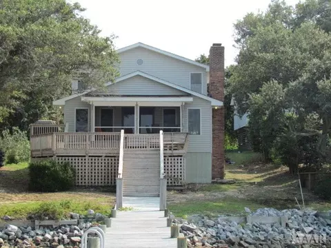 423 Kitty Hawk Bay Dr, Kill Devil Hills, NC 27948 photo 1