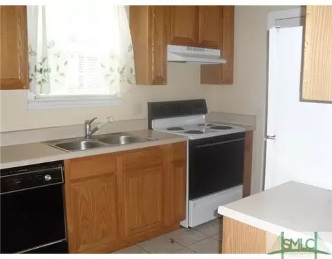 405 65th St, Savannah, GA 31405 photo 3