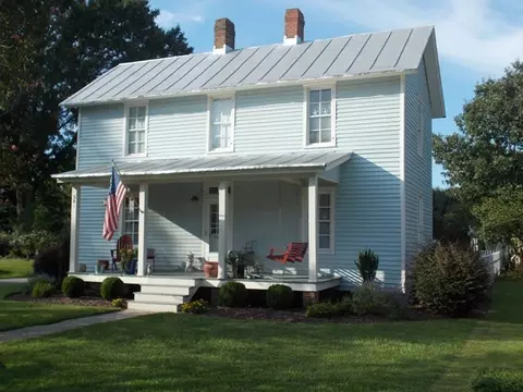 501 E Queen St, Edenton, NC 27932 photo 1