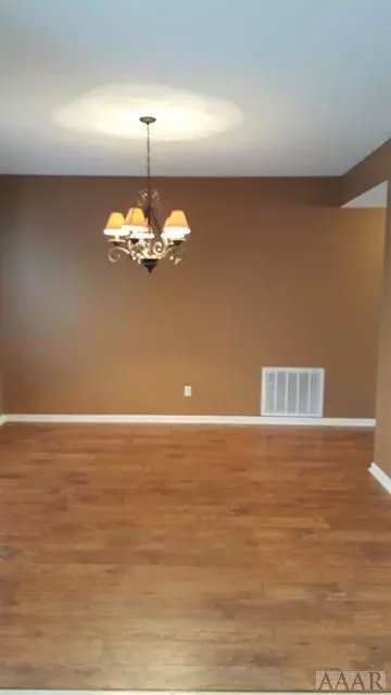 114 Eagleton Cir, Moyock, NC 27958 photo 5