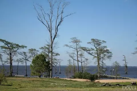 346 Mariners Dr, Roper, NC 27970 photo 1