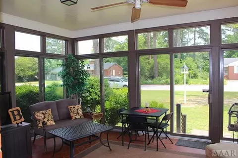 407 E High St, Murfreesboro, NC 27855 photo 13