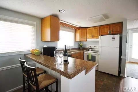 302 E Helga St, Kill Devil Hills, NC 27948 photo 7