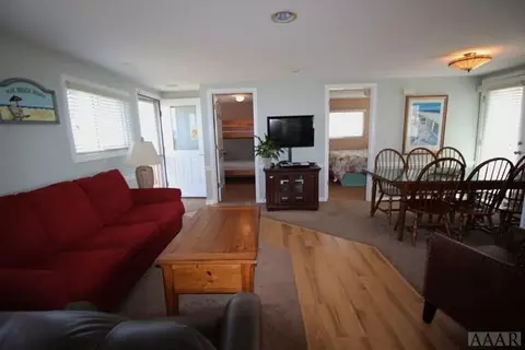 302 E Helga St, Kill Devil Hills, NC 27948 photo 6