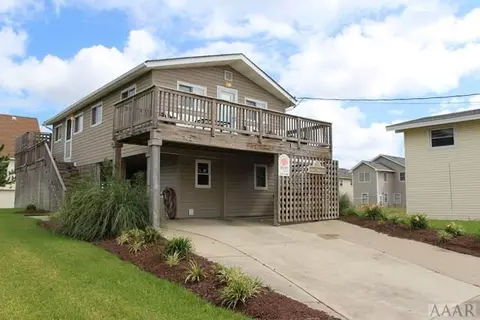 302 E Helga St, Kill Devil Hills, NC 27948 photo 1