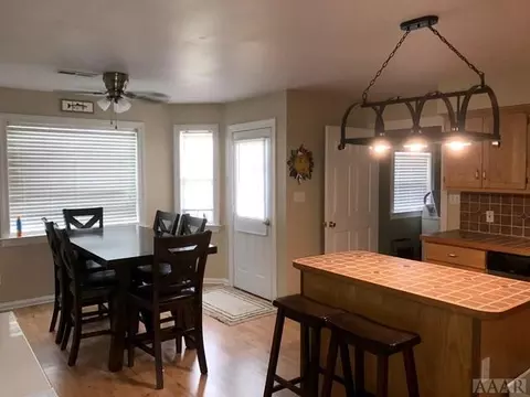203 Smith Dr, Camden, NC 27921 photo 2