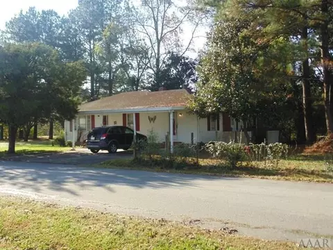 100 E Mitchell St, Winton, NC 27986 photo 1