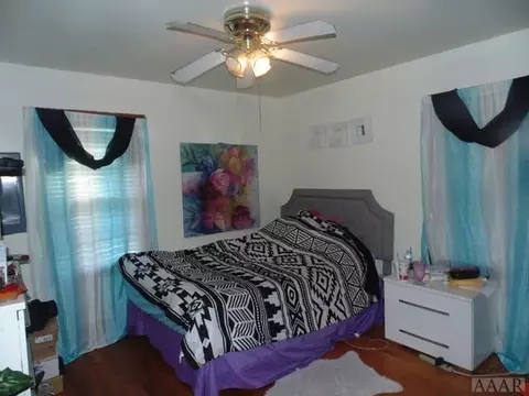 100 E Mitchell St, Winton, NC 27986 photo 5