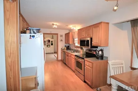 103 Sundown Ct, Grandy, NC 27939 photo 3