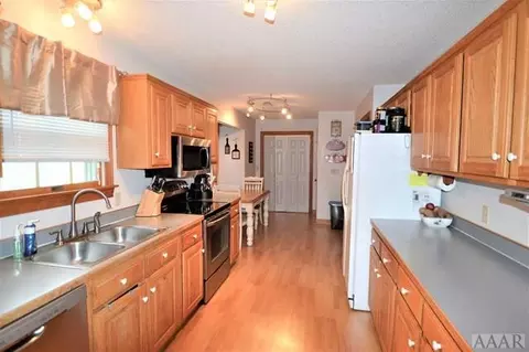 103 Sundown Ct, Grandy, NC 27939 photo 2