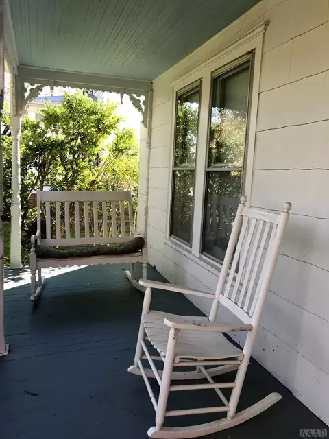 222 E Queen St, Edenton, NC 27932 photo 3