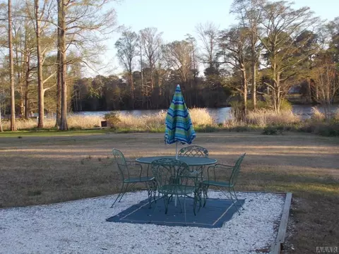 308 E King St, Edenton, NC 27932 photo 4