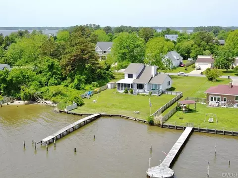 124 E Canvasback Dr, Currituck, NC 27929 photo 1