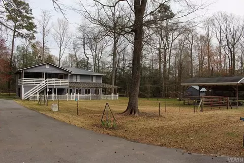 115 Chowan Rd, Murfreesboro, NC 27855 photo 2