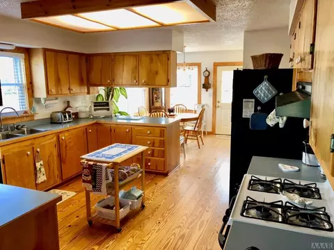 162 Edgewater Dr, Grandy, NC 27939 photo 11