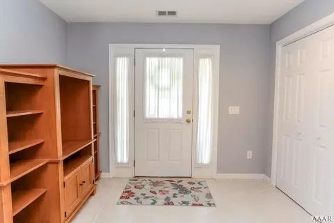 135 E Canvasback Dr, Currituck, NC 27929 photo 3