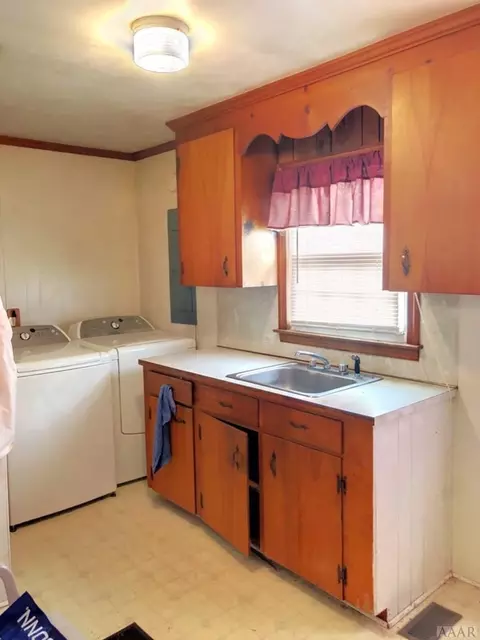 704 Dillards Mill Rd, Tyner, NC 27980 photo 4