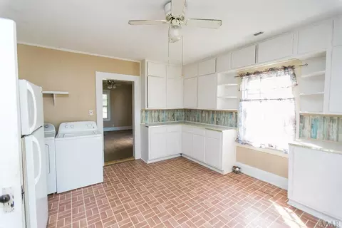 413 E Queen St, Edenton, NC 27932 photo 4