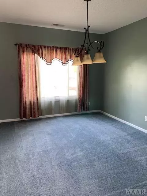 136 Eagleton Cir, Moyock, NC 27958 photo 3