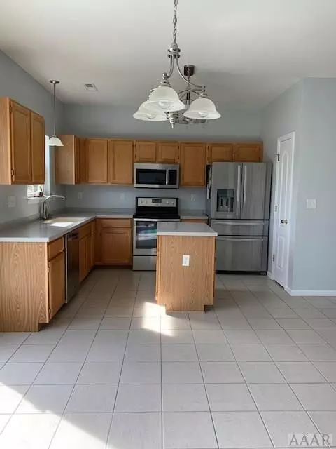 136 Eagleton Cir, Moyock, NC 27958 photo 7