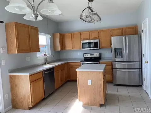 136 Eagleton Cir, Moyock, NC 27958 photo 5