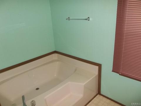 124 Edgewater Dr, Grandy, NC 27939 photo 13