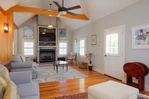 213 Eden St, Edenton, NC 27932 photo 6