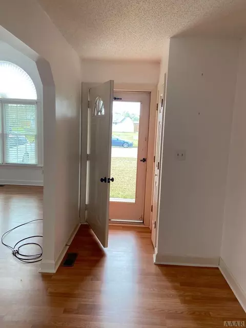 327 Jay Trl, Murfreesboro, NC 27855 photo 6