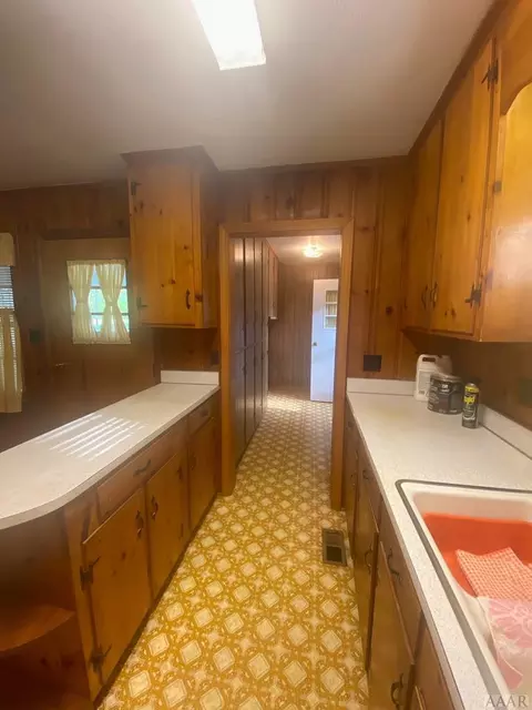 331 N Commerce St, Aulander, NC 27805 photo 6