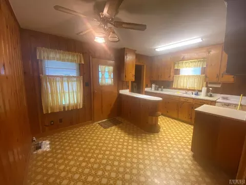 331 N Commerce St, Aulander, NC 27805 photo 5