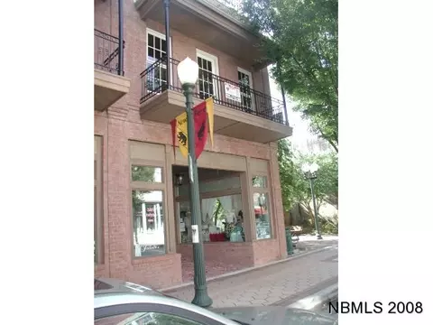 238 Middle St # B, New Bern, NC 28560 photo 1