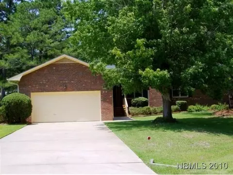 105 Mariners Ct, New Bern, NC 28562 photo 1