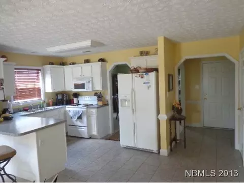138 Luke Ct, New Bern, NC 28560 photo 4
