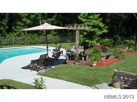 615 Aurora Rd, Ernul, NC 28527 photo 1