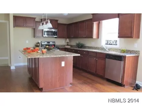 139 Pine Cove Rd, New Bern, NC 28562 photo 2