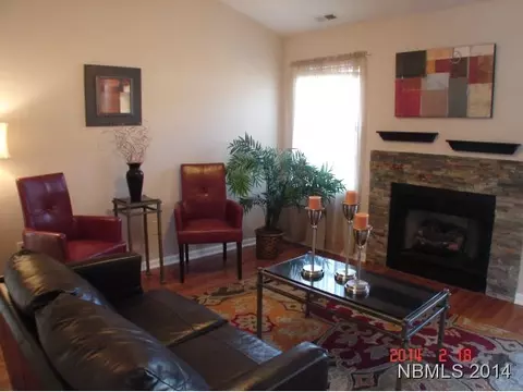 105 Eagle Trl, New Bern, NC 28562 photo 2