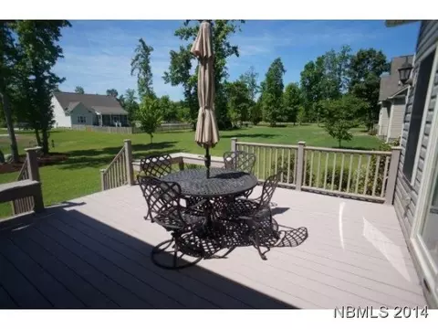 128 E Ag Dr, New Bern, NC 28562 photo 4