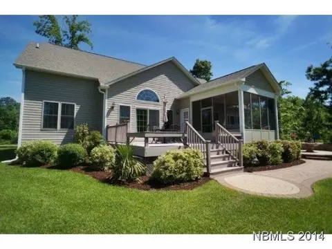 128 E Ag Dr, New Bern, NC 28562 photo 2