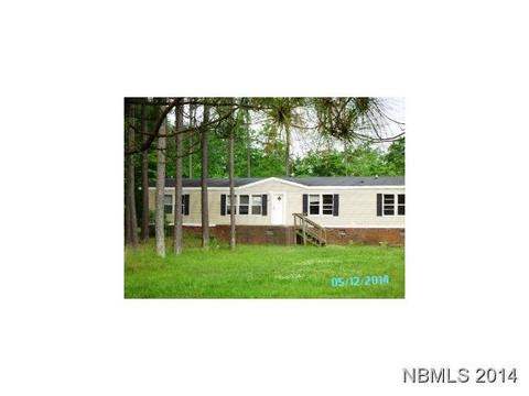 135 Willow Dr, Chocowinity, NC 27817 photo 1