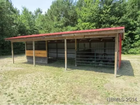 2936 Simmons Loop Rd, New Bern, NC 28562 photo 2