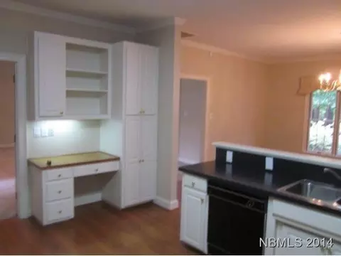 1101 Devonshire Dr, New Bern, NC 28562 photo 8