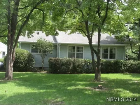 2013 Grace, New Bern, NC 28560 photo 1