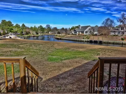 6107 Castleton Ct, New Bern, NC 28560 photo 4