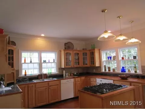 413 E Front St, New Bern, NC 28560 photo 14