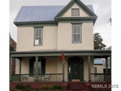 413 E Front St, New Bern, NC 28560 photo 1