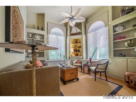 522 Pelican Dr, Atlantic Beach, NC 28512 photo 6